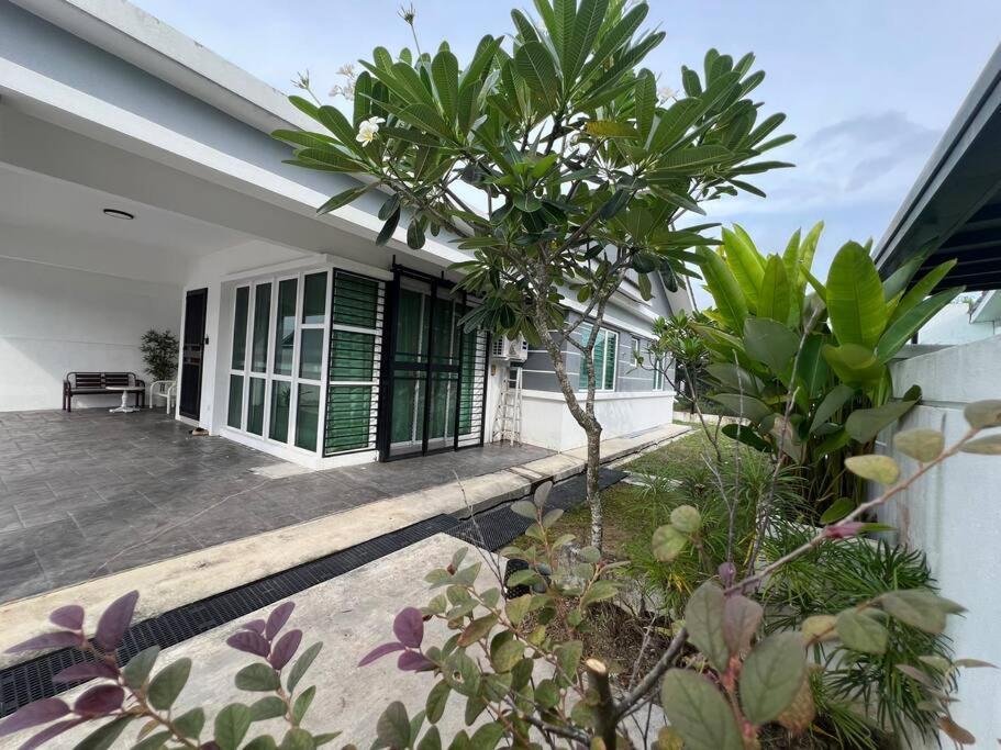 Rumah Camar By Impian Homestay Klia - Salak Tinggi - Nilai Sepang Exterior photo